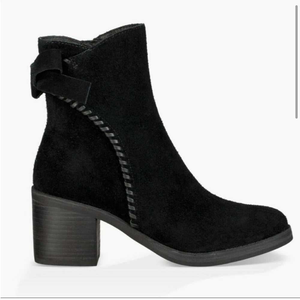 UGG Fraise Whipstitch Suede Boot - Picture 7 of 9